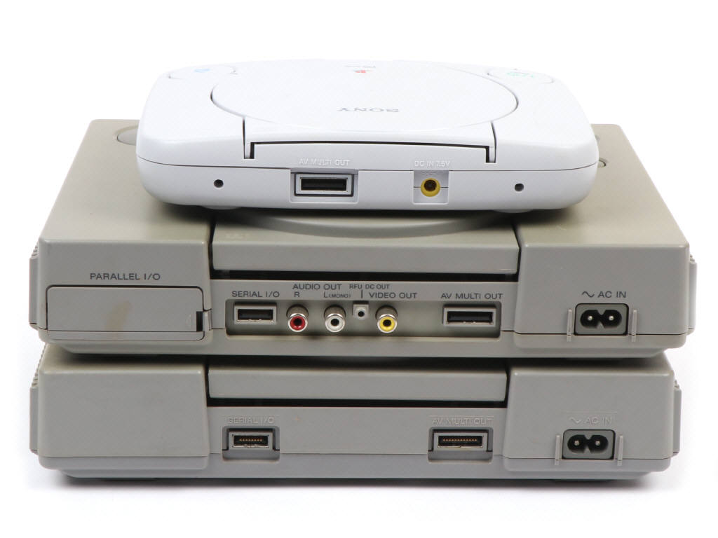 Lot 332 - SONY (JAPON) (8)