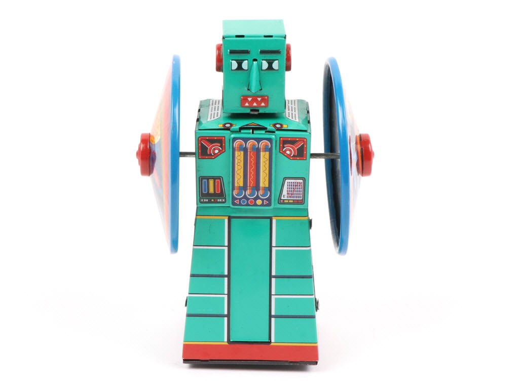 Lot 351 - DIVERS (4)