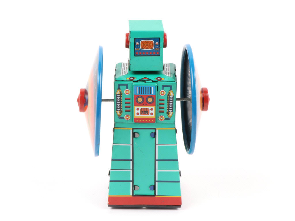 Lot 351 - DIVERS (4)