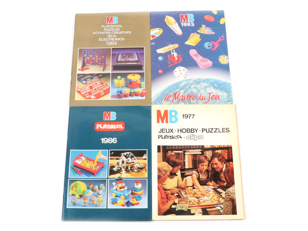 Lot 147 - DIVERS (1)