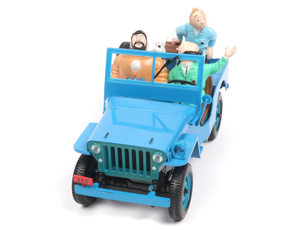 Lot 132 - DIVERS (18)