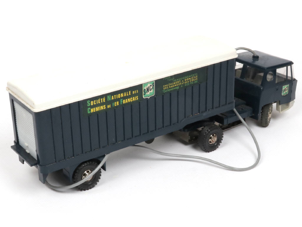 Lot 127 - CHR (FRANCE) (1)