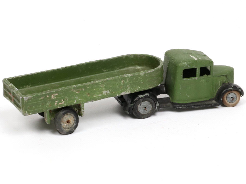 Lot 211 - ALUDO (FRANCE) (1)