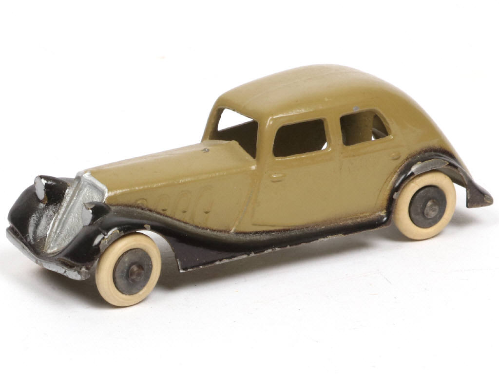 Lot 158 - DIVERS (1)