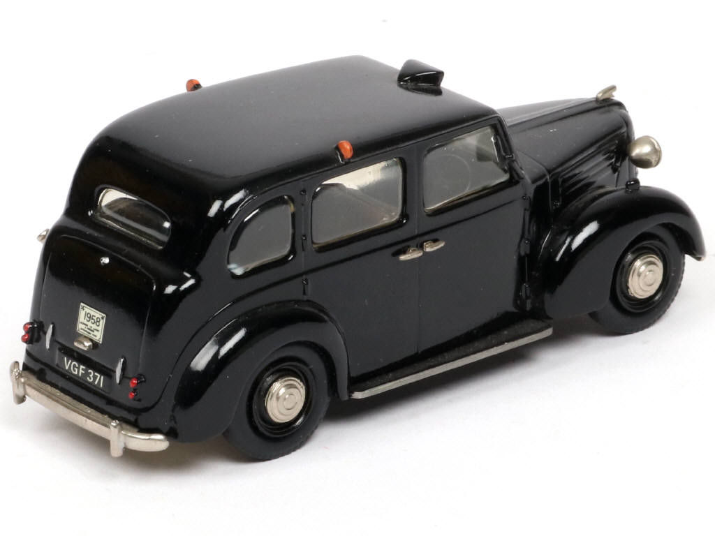 Lot 185 - MODEL ROAD REPLICAS (GB) (1)