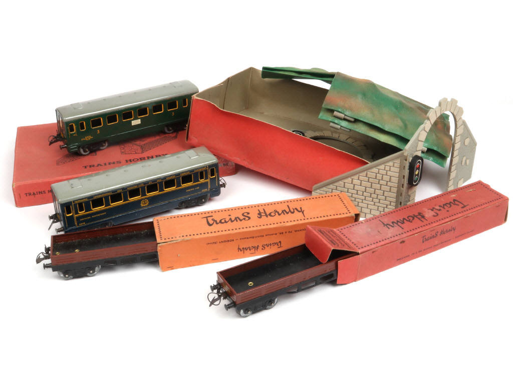 Lot 70 - HORNBY 'O' (FRANCE) (5)