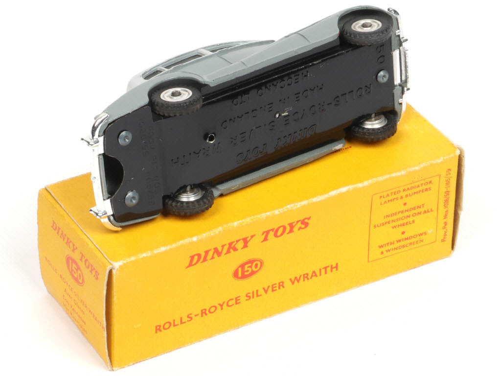 Lot 279 - DINKY TOYS (GB) (1)