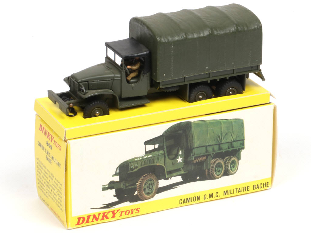 Lot 233 - DINKY TOYS (FRANCE) (1)