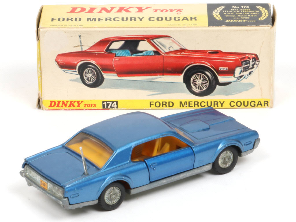 Lot 283 - DINKY TOYS (GB) (1)
