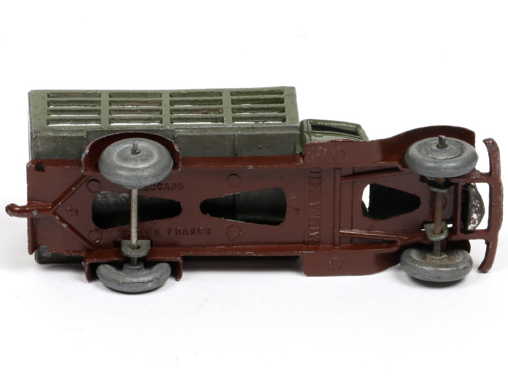 Lot 296 - DINKY TOYS (1)