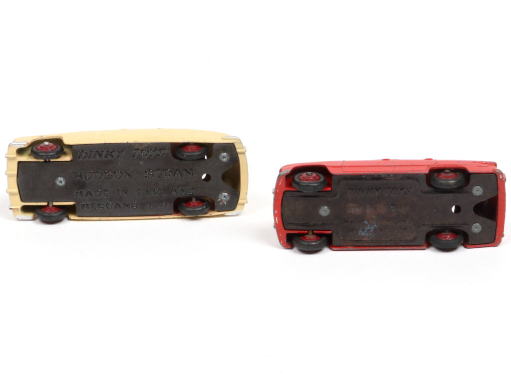 Lot 239 - DINKY TOYS (FRANCE) (2)