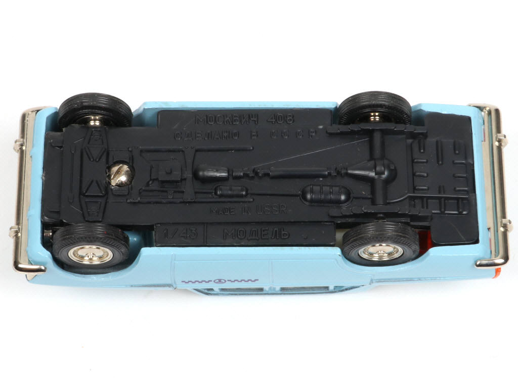 Lot 116 - DIVERS (URSS) (3)