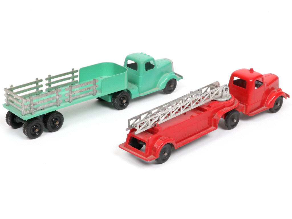 Lot 95 - TOOTSIETOY (USA) (2)