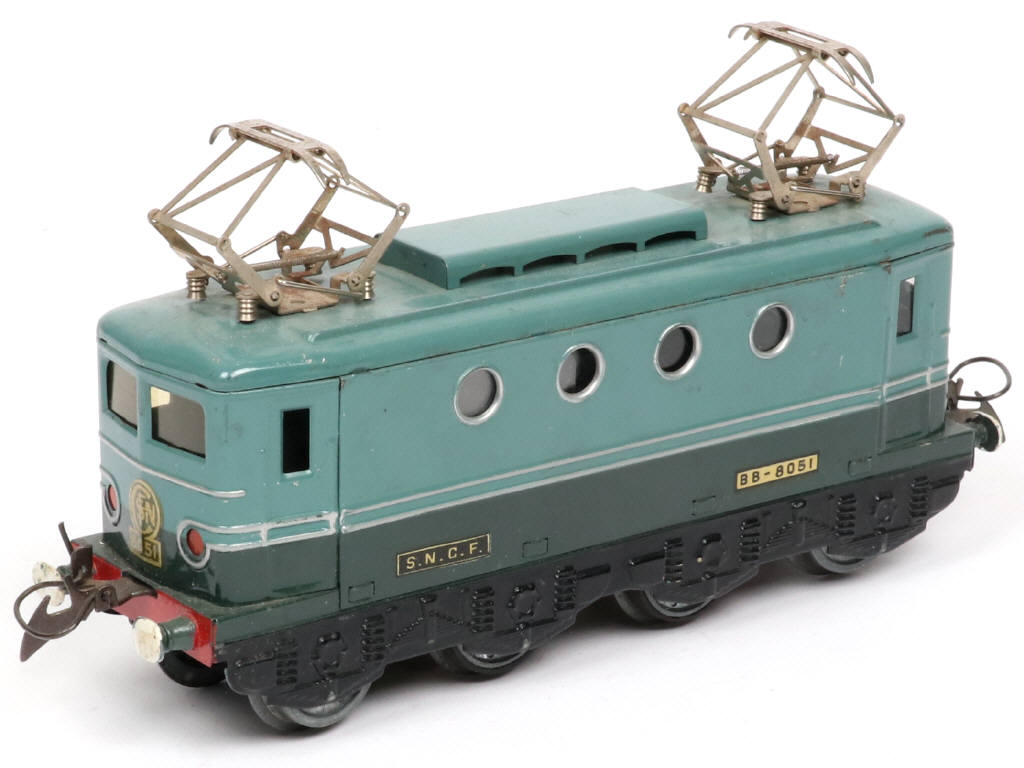 Lot 35 - HORNBY 'O' (FRANCE) (1)