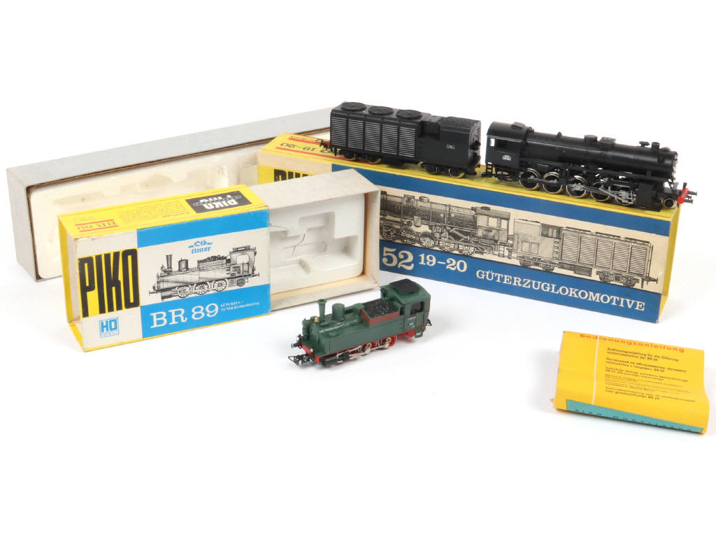 Lot 40 - PIKO 'HO' (RDA) (2)