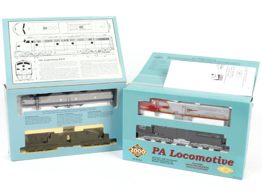 Lot 45 - PROTO 2000 SERIES 'HO' (2)