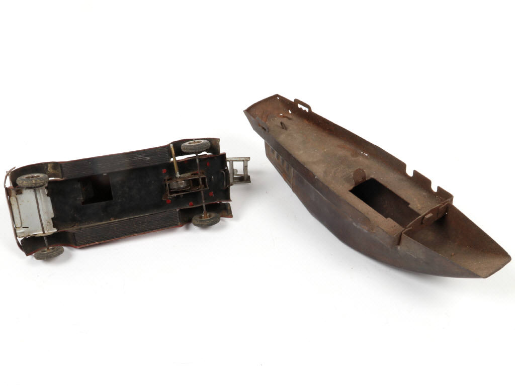 Lot 71 - DIVERS (4)