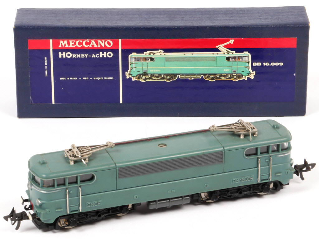 Lot 28 - HORNBY 'HO' (1)
