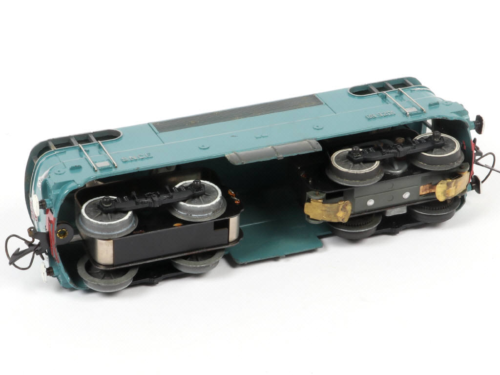 Lot 42 - HORNBY 'O' (FRANCE) (1)