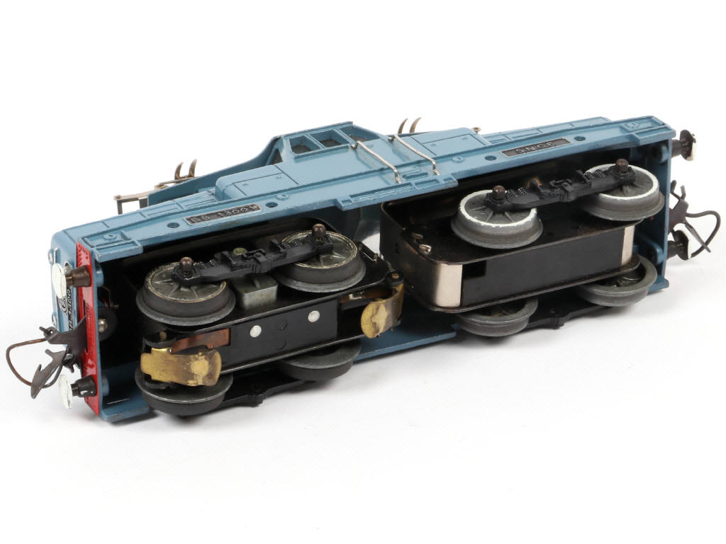Lot 44 - HORNBY 'O' (FRANCE) (1)