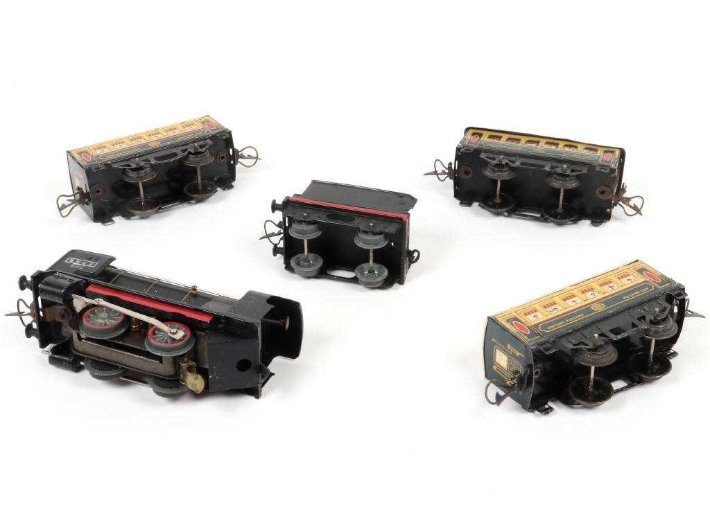 Lot 50 - HORNBY 'O' (FRANCE) (5)