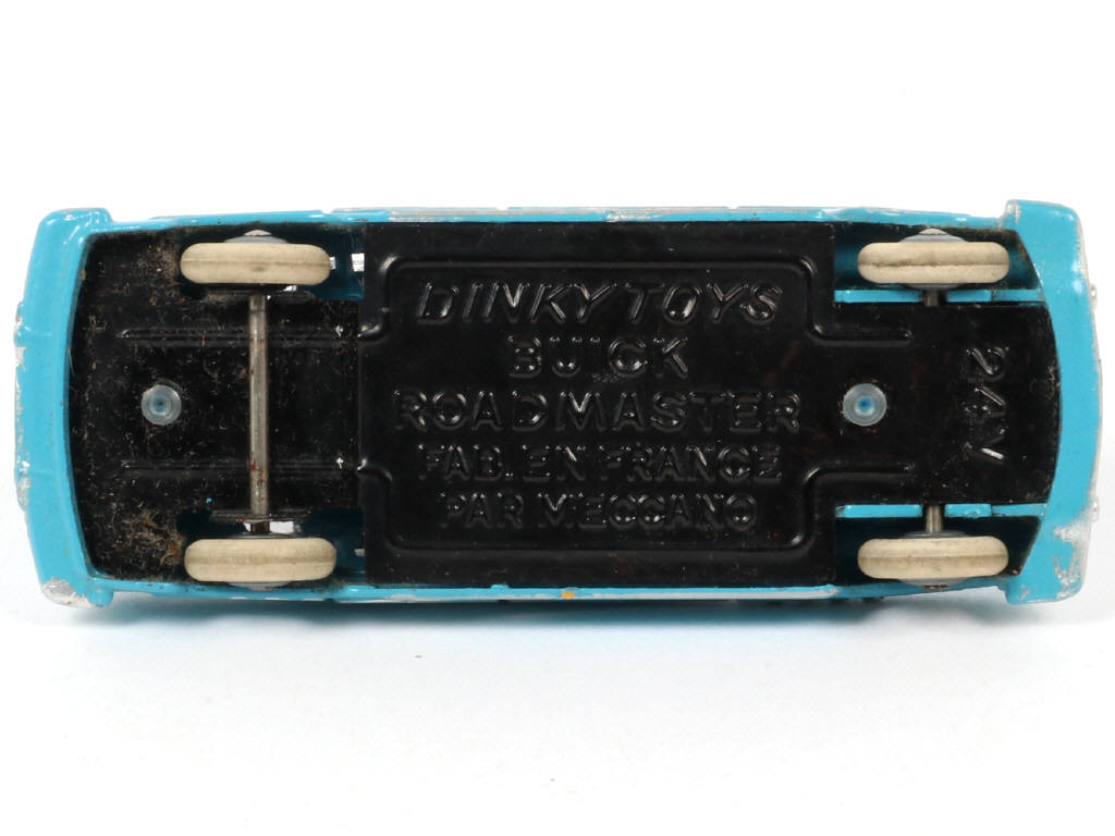 Lot 197 - DINKY TOYS (FRANCE) (1)