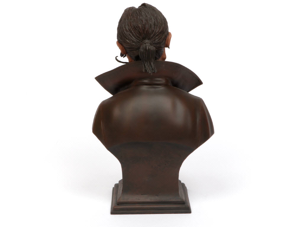 Lot 37 - ATTAKUS COLLECTION (FRANCE) (1)