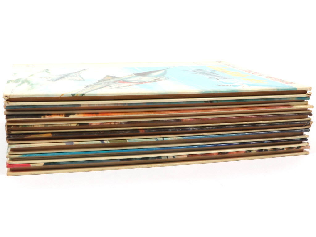 Lot 153 - EDITIONS DARGAUD (BELGIQUE) (8)