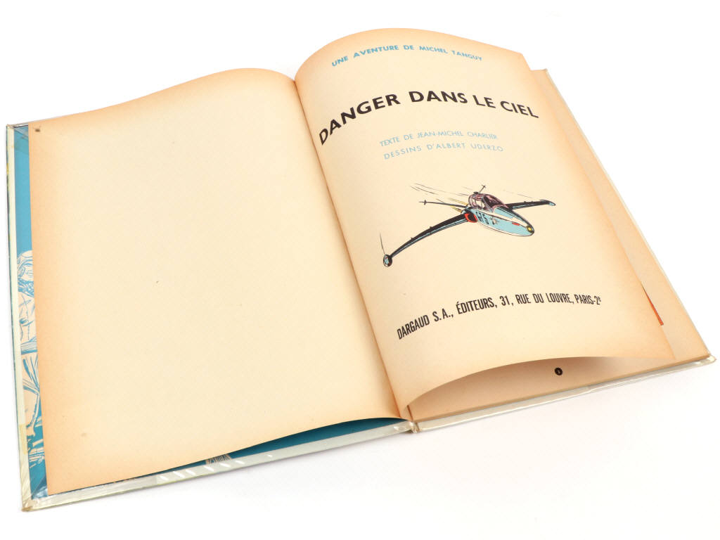 Lot 136 - EDITIONS DARGAUD (BELGIQUE) (2)