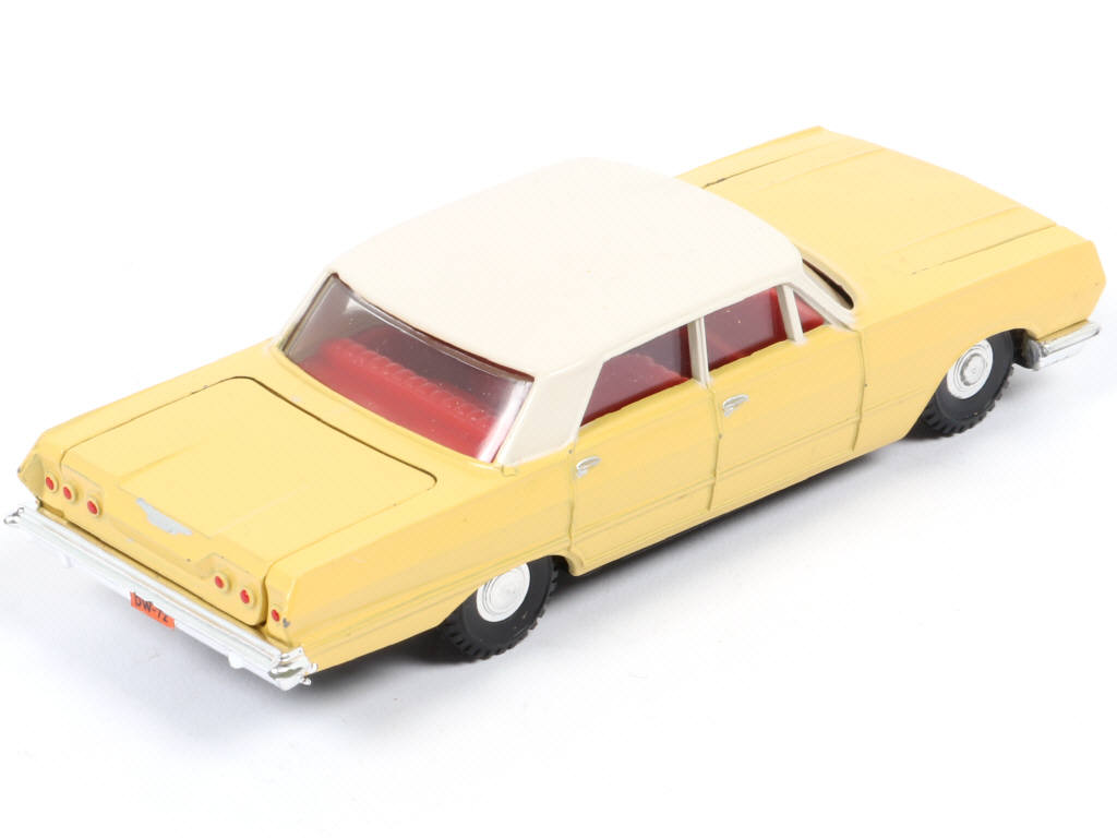 Lot 167 - DINKY TOYS (GB) (1)