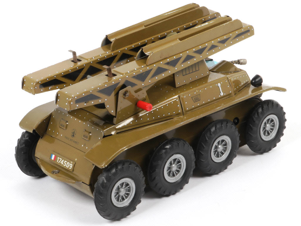 Lot 33 - JOUSTRA (FRANCE) (1)