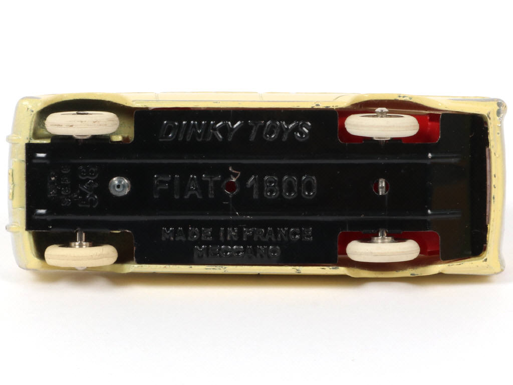 Lot 238 - DINKY TOYS (FRANCE) (1)