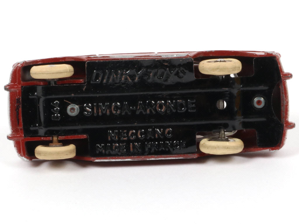 Lot 234 - DINKY TOYS (FRANCE) (1)