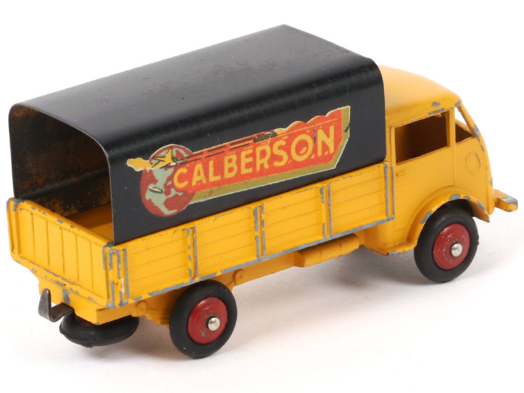 Lot 204 - DINKY TOYS (FRANCE) (1)