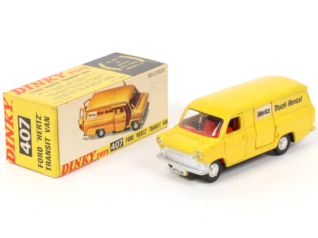 Lot 136 - DINKY TOYS (GB) (1)