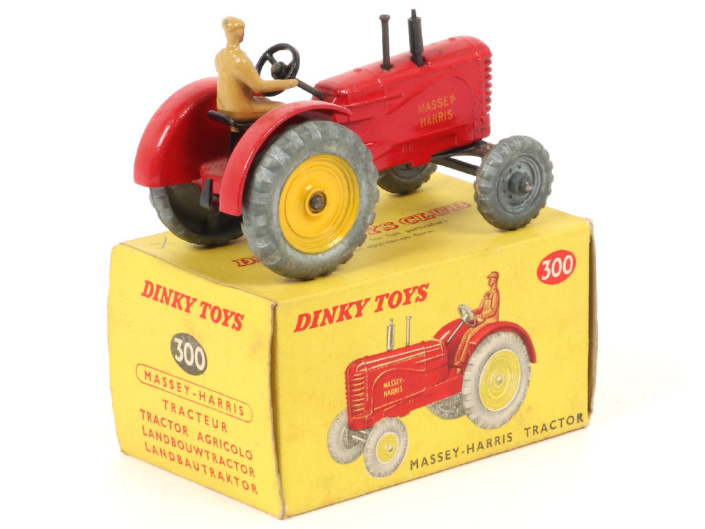 Lot 134 - DINKY TOYS (GB) (1)