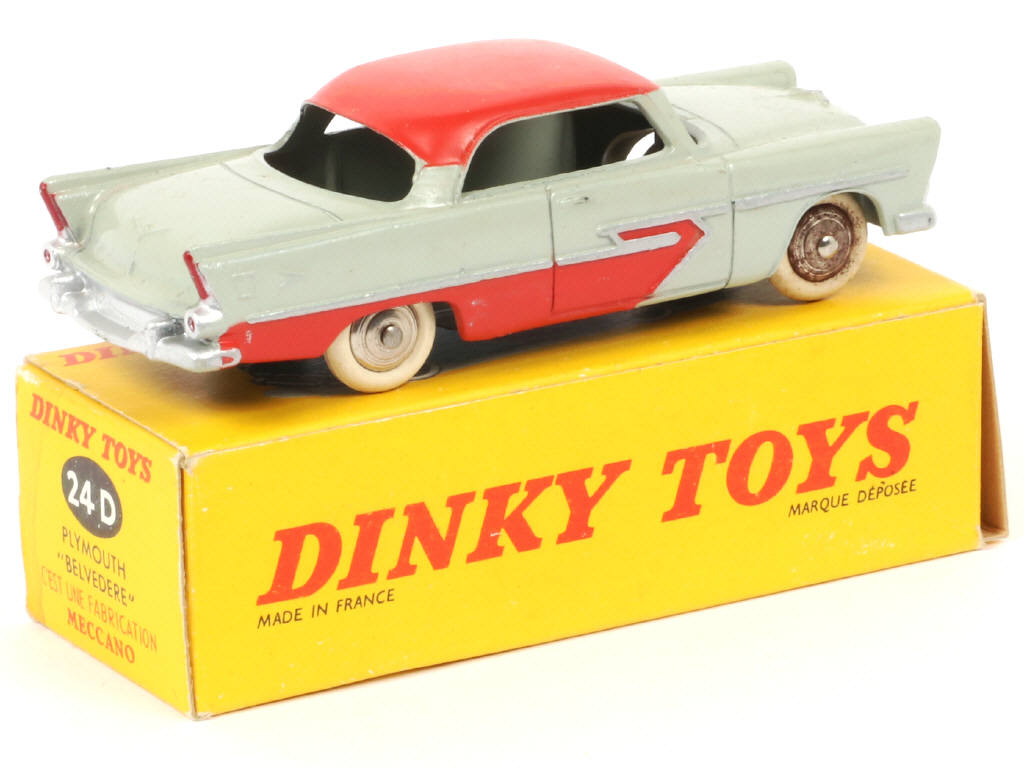 Lot 130 - DINKY TOYS (FRANCE) (1)