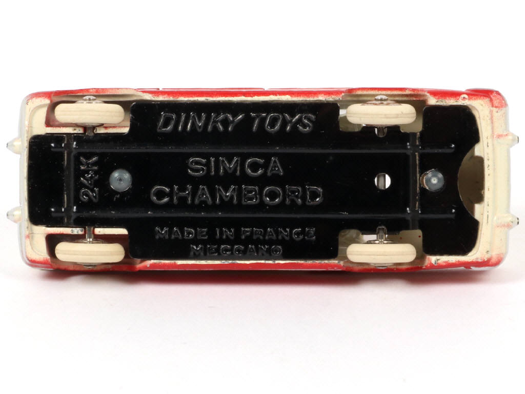 Lot 135 - DINKY TOYS (FRANCE) (1)