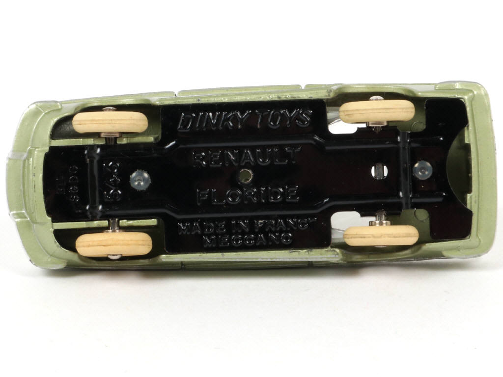 Lot 184 - DINKY TOYS (FRANCE) (1)