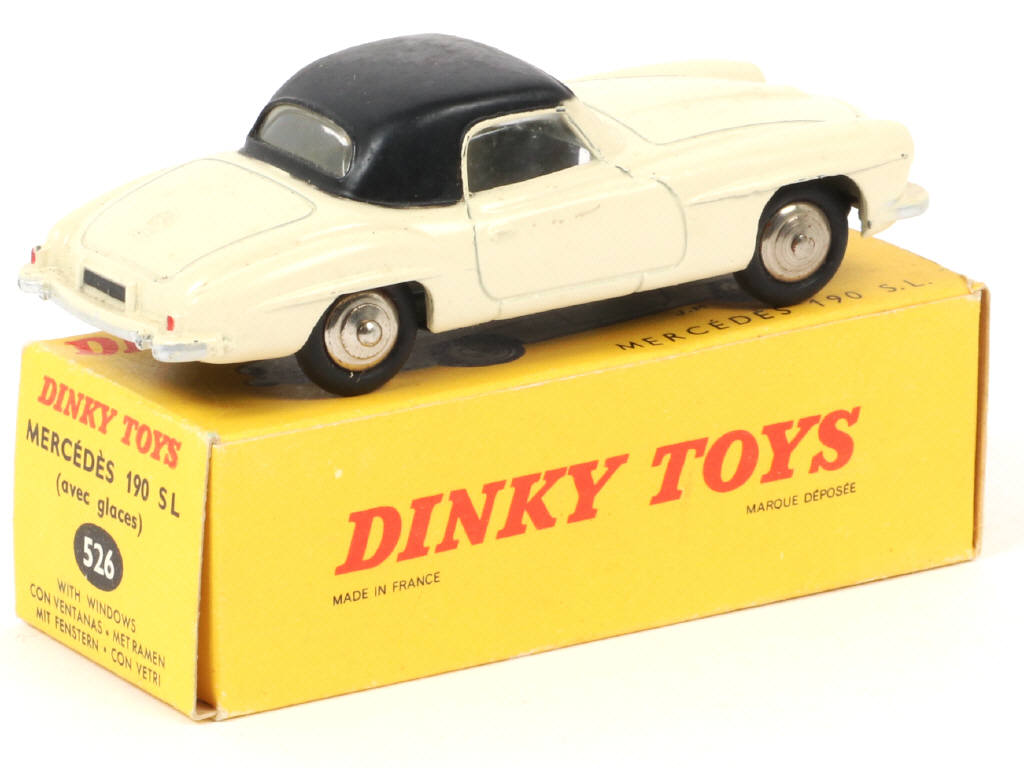 Lot 179 - DINKY TOYS (FRANCE) (1)