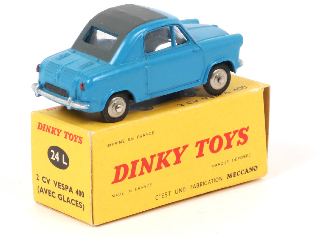 Lot 136 - DINKY TOYS (FRANCE) (1)