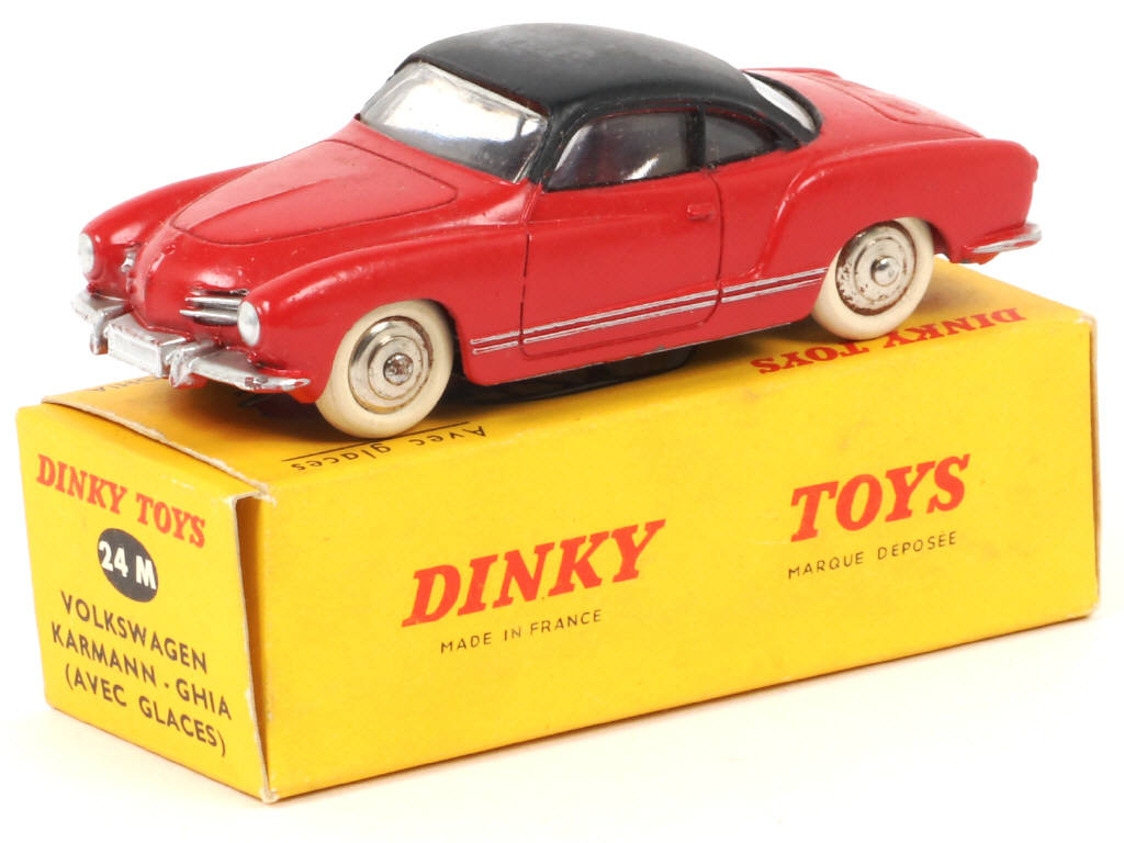 Lot 137 - DINKY TOYS (FRANCE) (1)