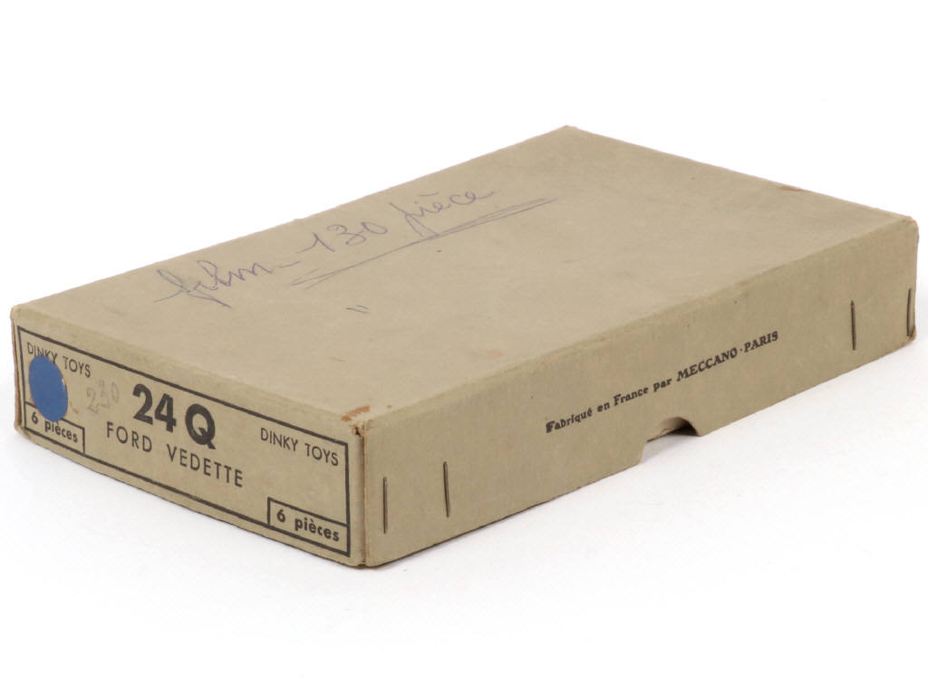 Lot 119 - DINKY TOYS (FRANCE) (1)