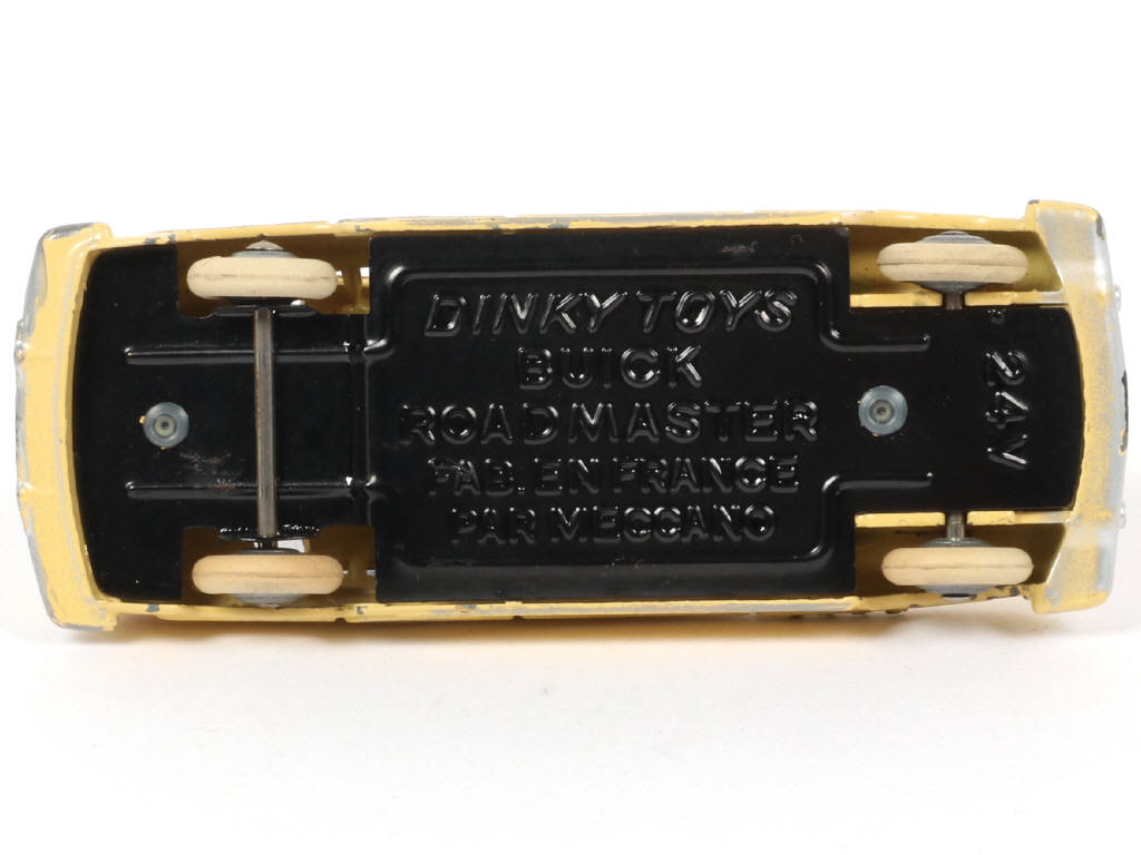 Lot 148 - DINKY TOYS (FRANCE) (1)