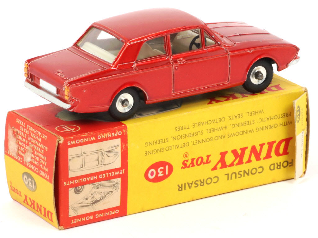 Lot 61 - DINKY TOYS (GB) (1)