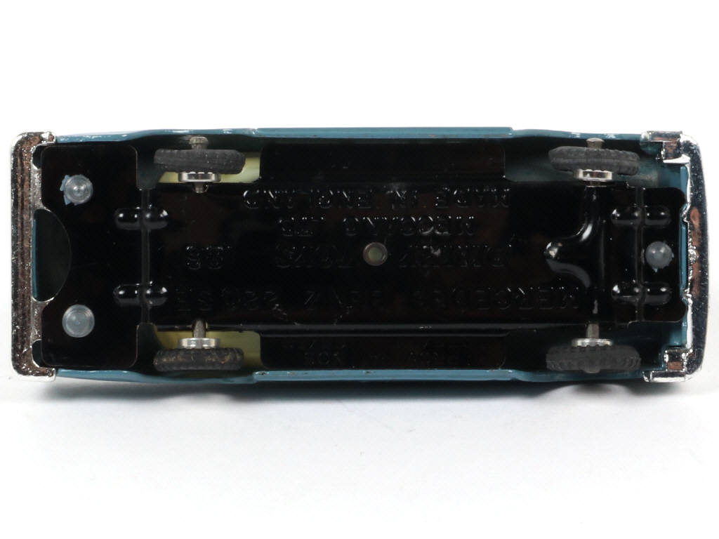 Lot 69 - DINKY TOYS (GB) (1)