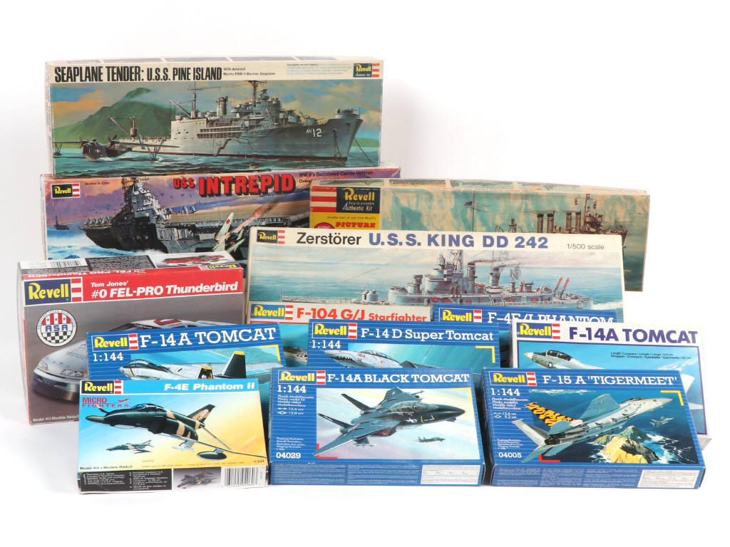 Lot 95 - REVELL (ALLEMAGNE) (13)