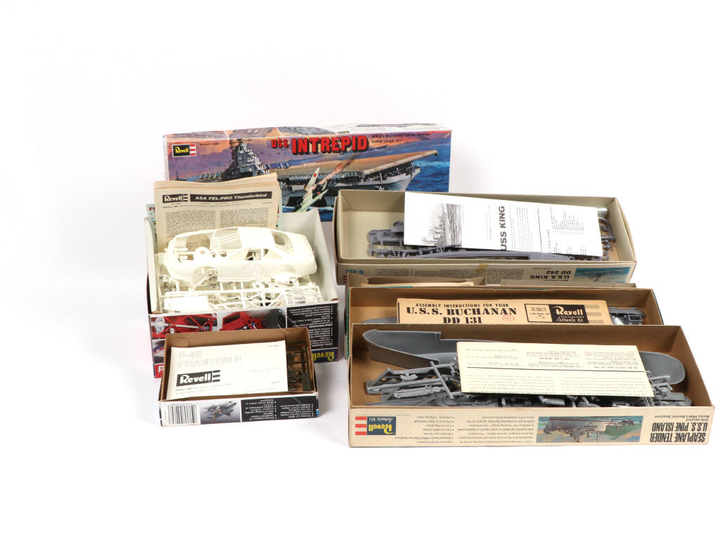 Lot 95 - REVELL (ALLEMAGNE) (13)