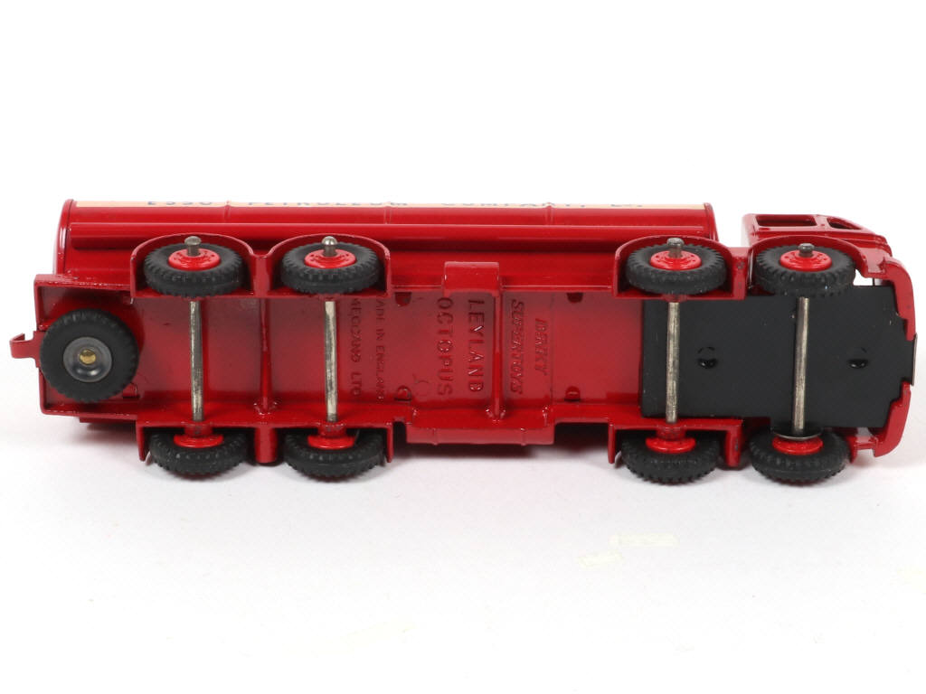 Lot 482 - DINKY TOYS (GB) (1)