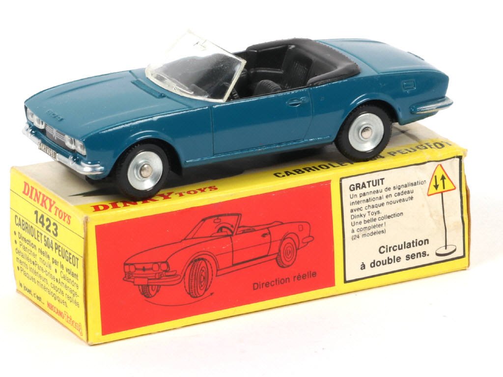 Lot 385 - DINKY TOYS (FRANCE) (1)